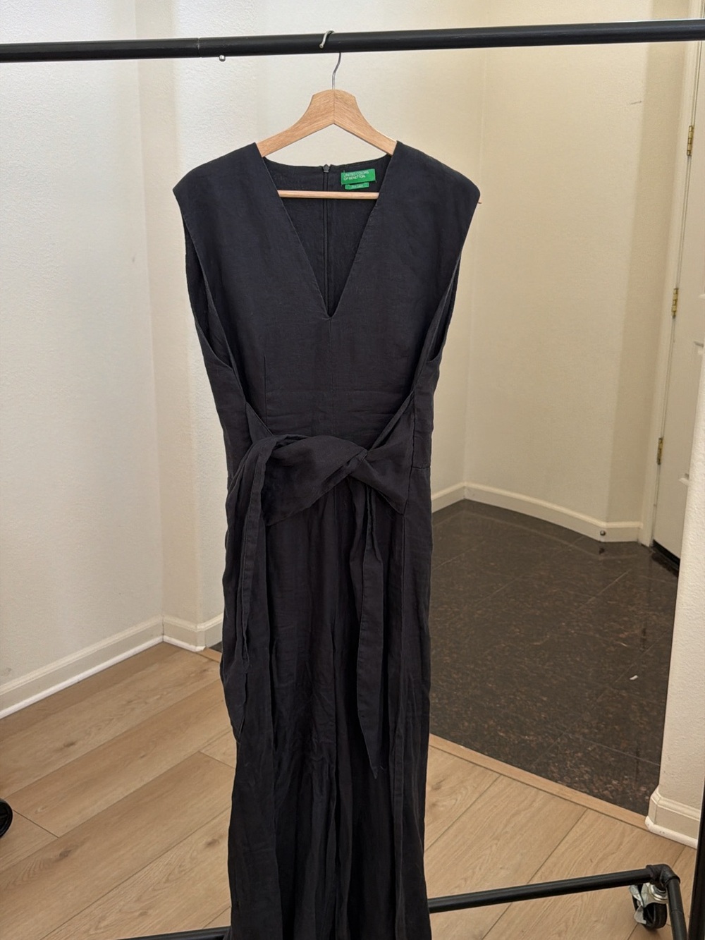 United Colors Benetton 100% Linen Jumpsuit Size Large